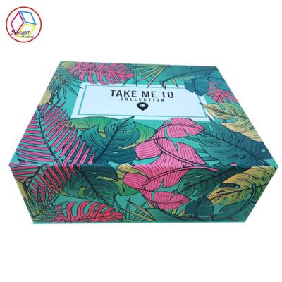 China Magnetic Garment Packaging Boxes Corrugated Paper Universal Type for sale