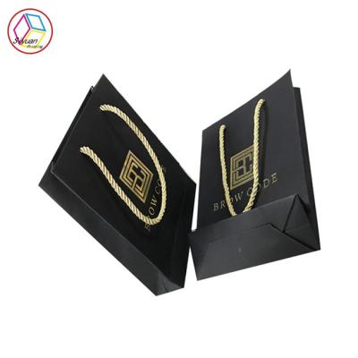China Eco Friendly Black Paper Shopping Bags Recyclable Feature Eco - Friendly for sale