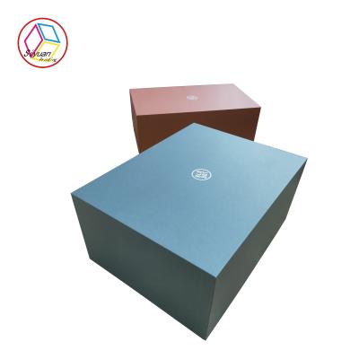 China Pantone Color Printing Two Pieces Rigid Box Made Of Craft Paper for sale