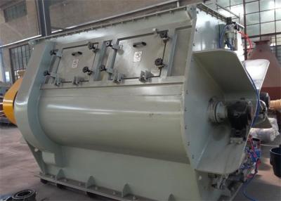 China Consumo de energía baja doble de la máquina del mezclador del polvo de la paleta del eje 500 G/Cm3 en venta