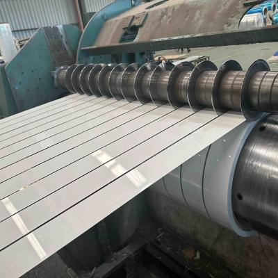 China Alloy3105 0.28*180mm Anti Scratch PE Paint Pre Painted Aluminum Strip For Rolling Shutter Door Curtain Making en venta