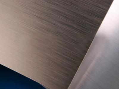 Китай Проводный рисунок Окончательный цветный алюминиевый спираль сплав 1060 20 калибра предварительно окрашенный алюминиевый лист для панели бытовой техники продается