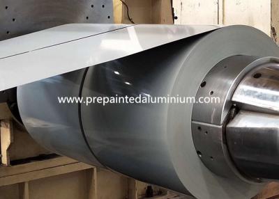 China Aluminio de capa del color de A3004 H24 PVDF SMP para el obturador de la puerta en venta