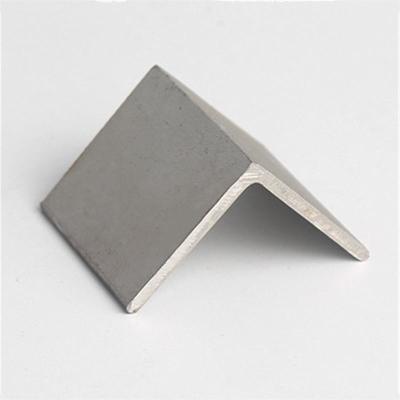 China Los perfiles de acero inoxidables C de AiSi forman el material de ASTM 316L con laminado en caliente en frío en venta
