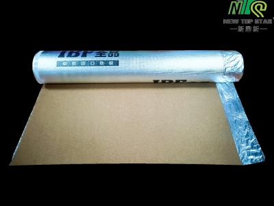 Chine Underlayment naturel de 200KGS/CBM Cork Roll Eco Cork Foam avec la barrière de vapeur à vendre
