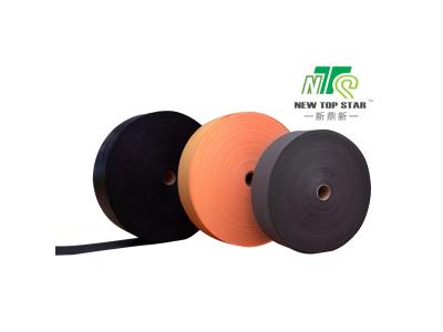 Chine Protection arrière de mousse de plancher de l'Underlayment IXPE de mousse de revêtement étanche à l'humidité noir de plancher à vendre