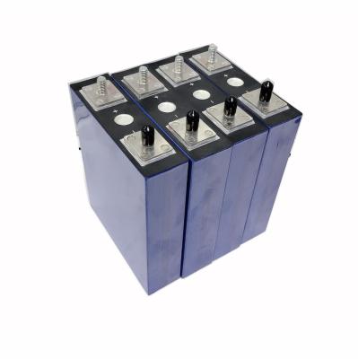 China 3,2 voltios LiFePO4 100Ah prismático Li Ion Cell 1KHz para el almacenamiento solar en venta