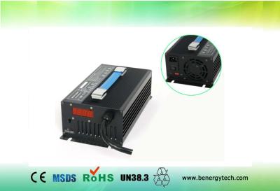 中国 李イオン電池のパックのためのLiFePO4 900W 14.6Vdcのリチウム イオン電池の充電器 販売のため