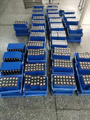 Китай Гальванические элементы иона 3.2V 40AH LiFePO4 лития автомобиля UN38.3 300A с алюминиевой раковиной продается