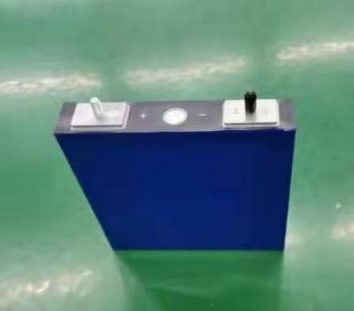 China Células de bateria híbridas 2C do poder EV 3.2V 50Ah LiFePo4 para o veículo elétrico à venda