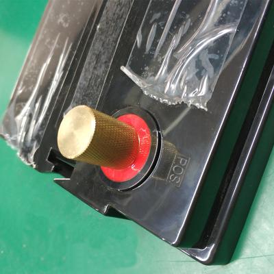 China El cable terminal de los conectores 12V 100Ah de la batería del cobre M8 termina 12m m en venta