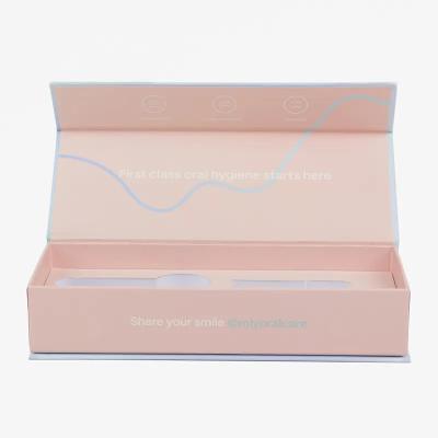 China Pink Small Magnetic Luxury Wedding Favor Packaging Christmas Gift Box Custom Logo à venda