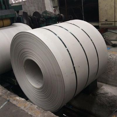China Los VAGOS acaban la bobina conservada en vinagre laminada en caliente de acero inoxidable de la bobina 410 del 1*2m en venta