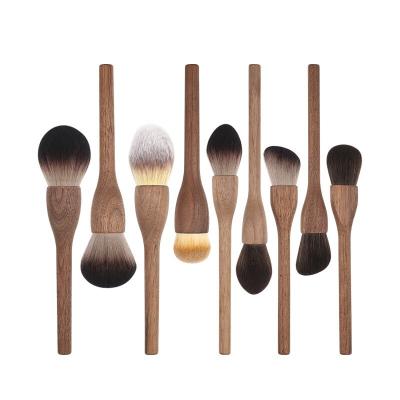 China Washable  19.6cm Length Makeup Brush Sets Peach Wooden Handle for sale