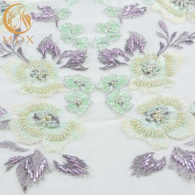 Chine La belle broderie 3D verte lacent le polyester du tissu 20% pour des robes de soirée à vendre