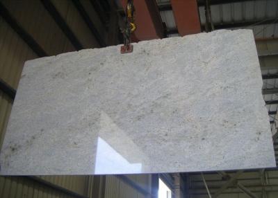 China A parede branca interior do granito das lajes da pedra do granito de Kashmir telha a espessura de 20mm à venda