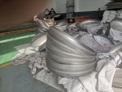 China 300mm 2mm Flat Dished Head For Pressure Vessel Sand Blasting for sale