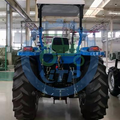 Cina Attrito asciutto 120hp Mini Farm Tractor For Agriculture 4x4 in vendita