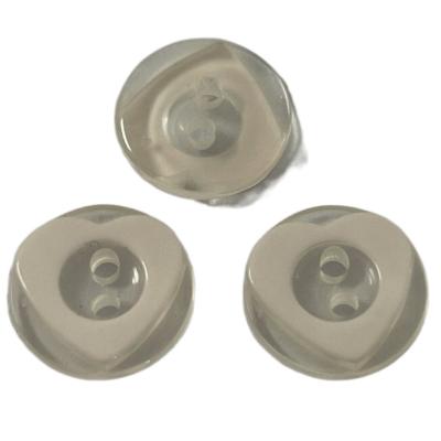 China Backside Transparent Plastic Heart Buttons White Color In 20L For Sewing for sale