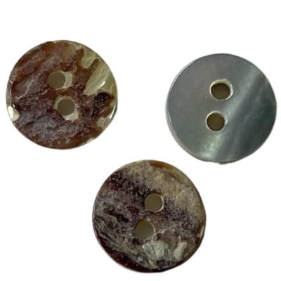 China Sewing And DIY Material Natural Shell Buttons 16L Two Holes ODM for sale