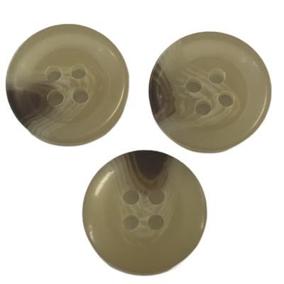 China Coat Buttons With Yellow Horn Effect 20L Use For Coat Sweater for sale