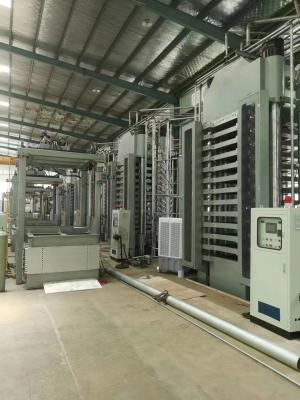 Cina Pressa ad alta pressione a più strati macchina automatica di stampa termico per gomma in vendita