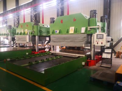 Китай Автоматическая гидравлическая резинопрессная машина для формования производства масла 4 колонны Структура продается