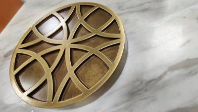 China Artículos decorativos de latón sólido mesa de incrustación polivalente duradero en venta