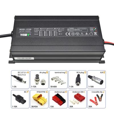 China Marine Waterproof 12V 10A Battery Charger Intelligent Surfboard Charger for sale