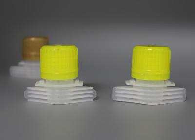 China Casquillos plásticos negros modificados para requisitos particulares del canalón con el anillo inalterable para la bolsa de la esquina de los alimentos para niños en venta
