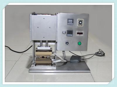 China 1800W AC 220V Stand Up Pouch Sealing Packing Machine for sale