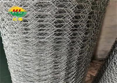 China 10-25g/M2 Zinc Coated Hexagonal Netting For Garden à venda