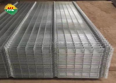 China Low Carbon Steel Welded Mesh Fence V curves easy installation for sale