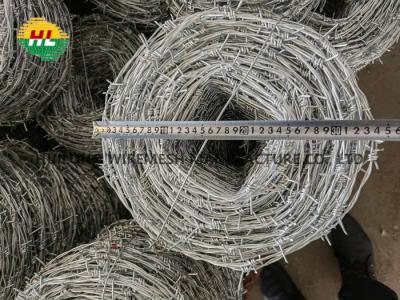 China pesado de alta resistencia del alambre de púas 12-1/2Gauge del 1320ft galvanizado para el cercado del campo en venta