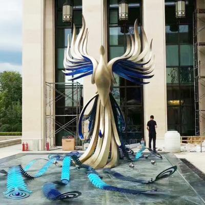 China Stainless Steel Electroplating Phoenix Sculpture Outdoor Pool Decoration zu verkaufen