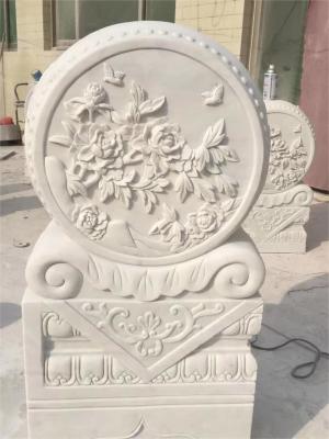 中国 Balloon Style Custom Marble Sculpture Garden Gate Decorated 販売のため