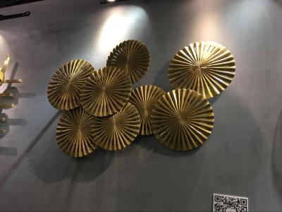 China Living Room Modern Metal Wall Sculpture Creative Wall Hanging Statues for sale