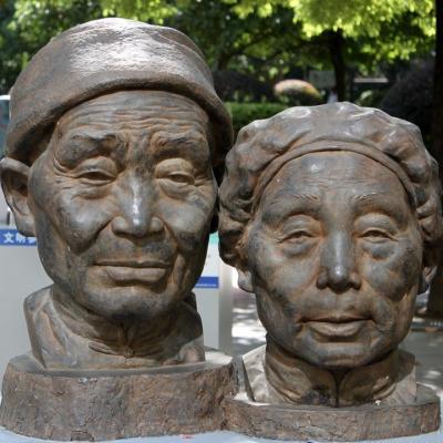China Silver Resin Famous Portrait Sculpture Indoor Hall Life Size Bronze Sculpture for sale