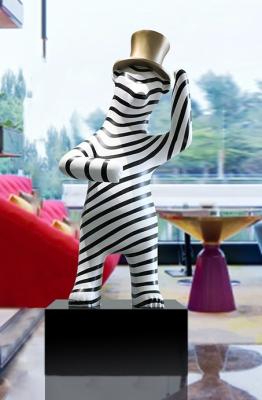 China Black White Animal Garden Ornaments , Striped Bear Abstract Metal Garden Sculptures for sale