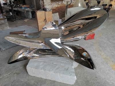 China Abstract Seed Stainless Steel Sculpture Overlapping Outdoor Garden Statuary for sale