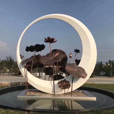 China Jardín Art Sculpture del cobre de Lotus Metal Water Fountain Sculpture del claro de luna en venta