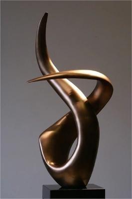 China Resin Outdoor Abstract Sculpture Wrought Copper Handmade Metal Sculpture for sale