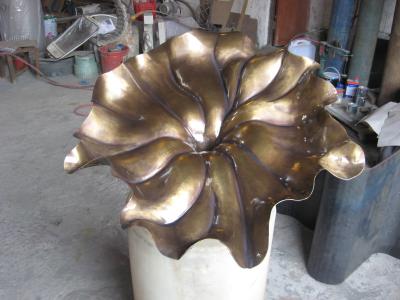 China Custom Copper Lotus Sculpture Lotus Flower Metal Sculpture for sale
