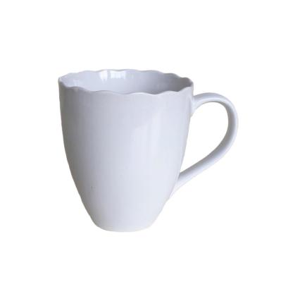 China Lightweight Microwavable 14oz White Ceramic Mugs , 400ml Fine Bone China Mugs for sale