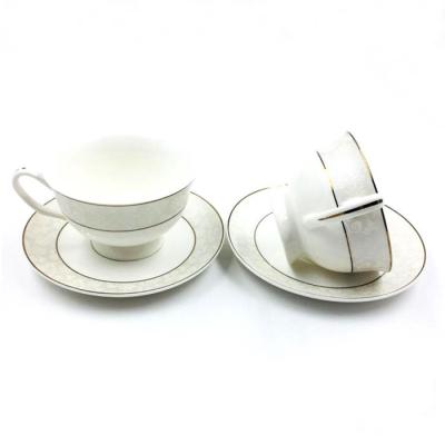 China 7OZ Gold Rim Ceramic Cup And Saucer Set ,  Stoneware Cup And Saucer With CE Approval for sale