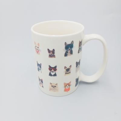 China Tazas de café de consumición de cerámica de la nueva porcelana de hueso con la cabeza de los gatos lindos de la goma en venta