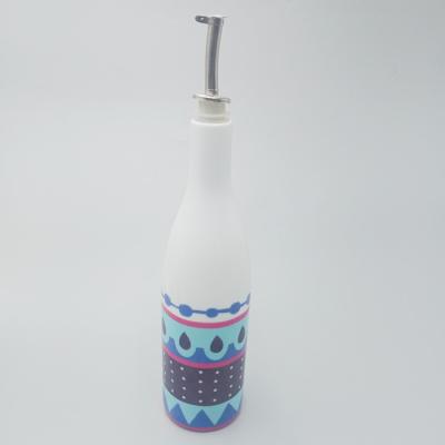 China Oil Vinegar Ceramic Bottle Dispenser For Home Hotel Restaurant for sale