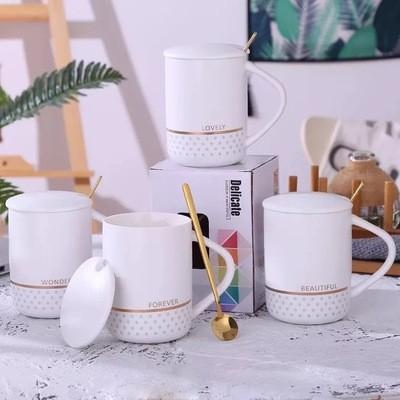 China Nordic Style Ceramic Coffee Mug With Spoon Cover And Gold Sticker for sale