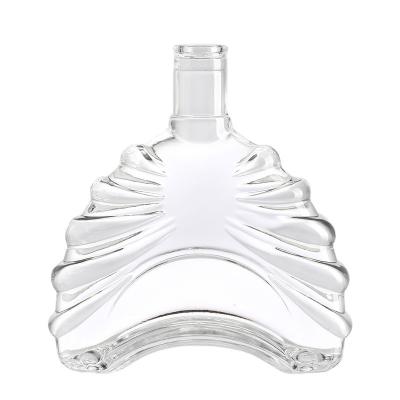 China 500ML Clear Glass Whiskey Spirit Bottle with Personalized Cap and Cork for sale