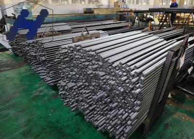 中国 PTFEのコーティング1のインチ絶頂によって通された棒はM16鋼鉄をすべての糸冷間圧延した 販売のため